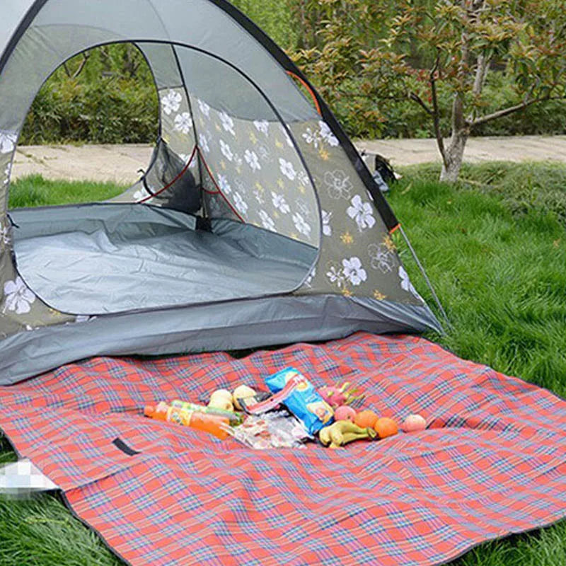 Camping Picnic Mat Portable Beach Blanket Waterproof Moistureproof Plaid Blanket Beach Mat Hiking Travel Foldable Sleeping Mat