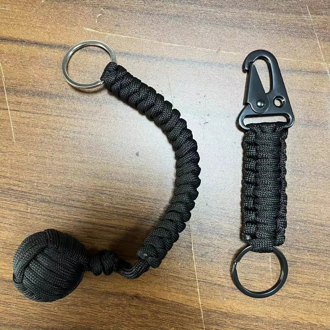 Outdoor Self-Defense Umbrella Rope,Monkey Fist Steel Ball, Paracord Survival Key Chain, Outdoor Safety Protection Accessories