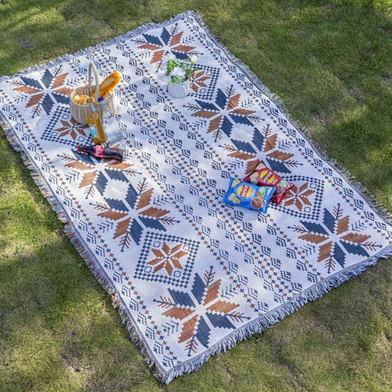 1pc camping blanket, picnic mat, durable, lightweight, waterproof, hand washable, suitable for outdoor use on lawns and tents