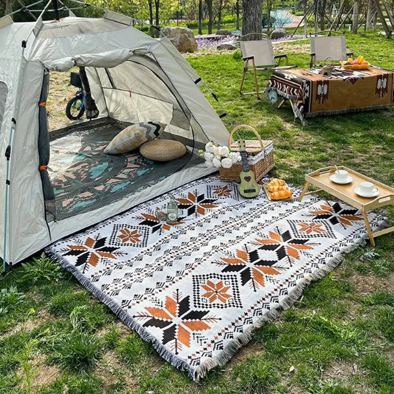 1pc camping blanket, picnic mat, durable, lightweight, waterproof, hand washable, suitable for outdoor use on lawns and tents