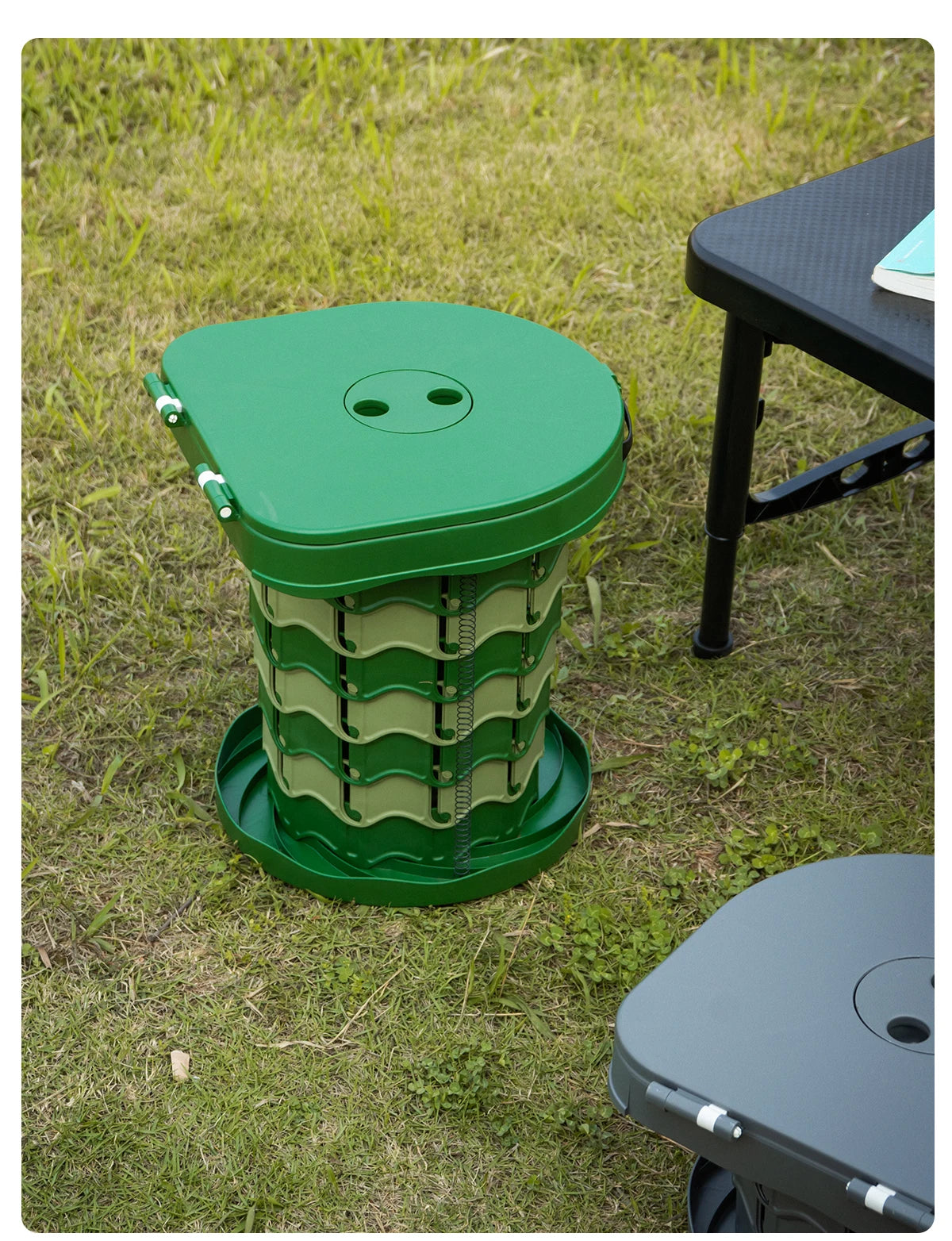 Ultra-Light Foldable Camping Toilet – Portable Outdoor Toilet for RV, Hiking, Emergency, Multi-Function As Stool