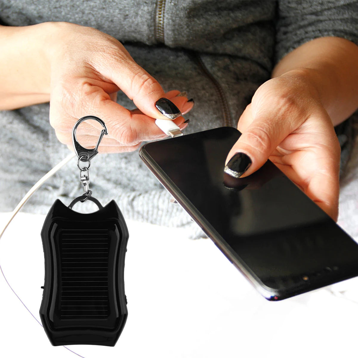 Solar Power Bank Keychain 1200mAh Portable Solar Keychain Charger with 3 LED Fast Charging Backup Power Bank For Cellphone MP3