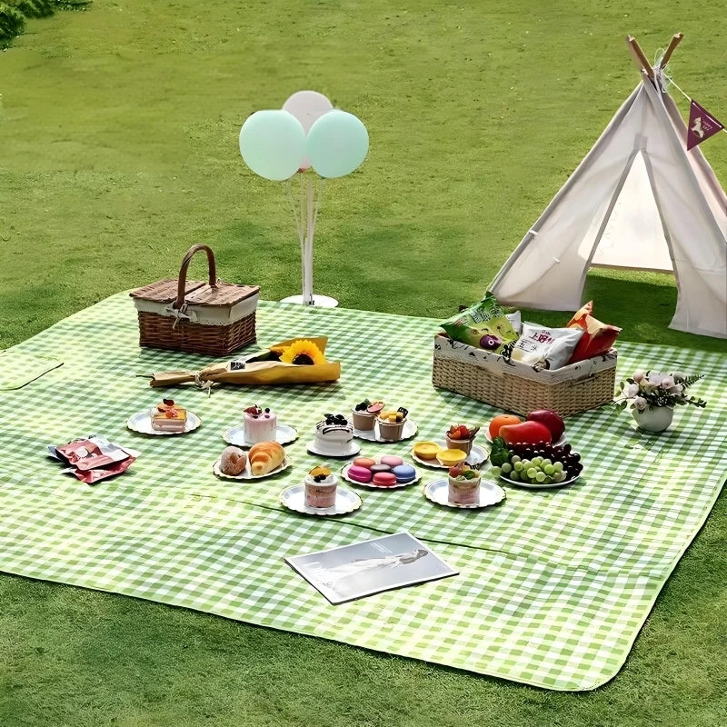 Portable Camping Mat Wear Resistant Camping Grass Mat Waterproof Moisture-proof Picnic Mat For Hiking Beach Travel Outdoor