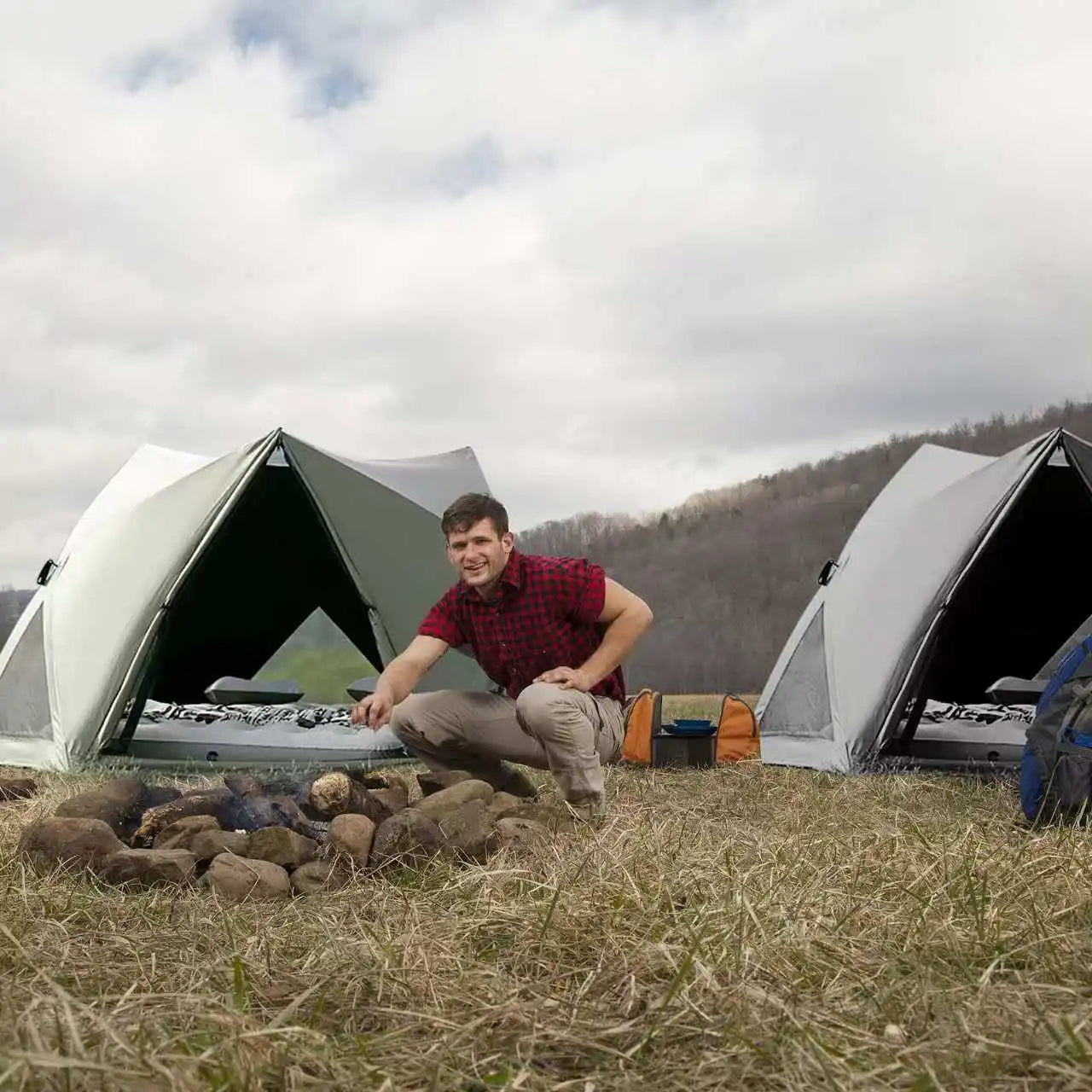 2024Seaside beach park quick-open tent outdoor portable folding camping tent equipped with full sunshade and rainproof