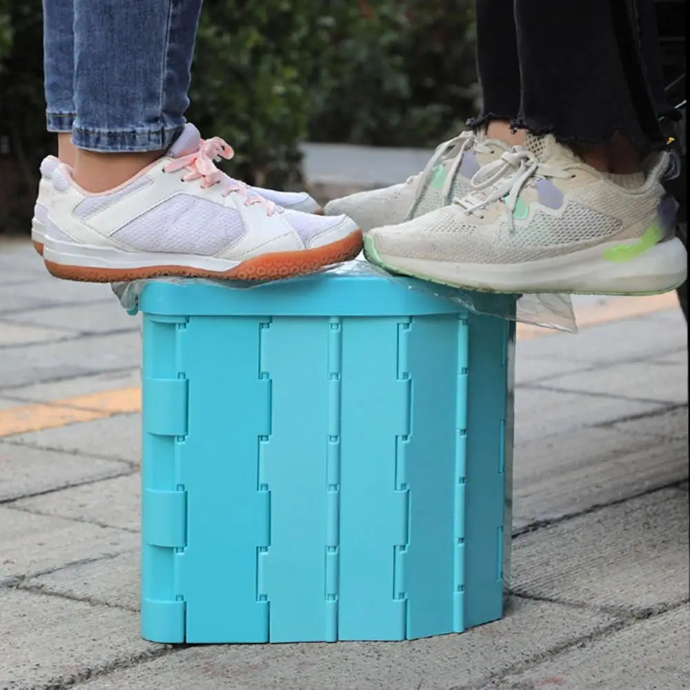 Camping Folding Toilet with Lid Great Load Bearing Travel Toilet Wide Seat Adult Car Potty with Storage Bag And Trash Bags