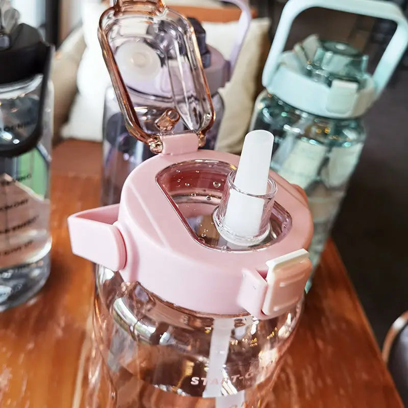 [Hot Sales] Outdoor Camping Large Capacity Water Cup, Plastic Cup with Straw, Drinking Tools